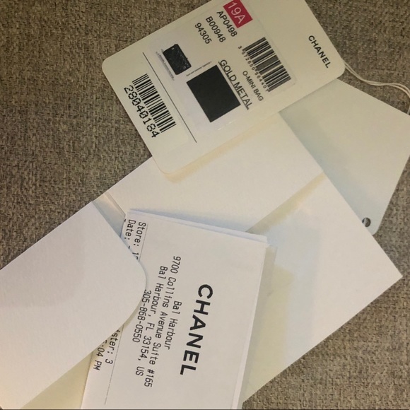 SOLD tradesy Chanel 2019 Egyptian Amulets Mini bag - Picture 4 of 8